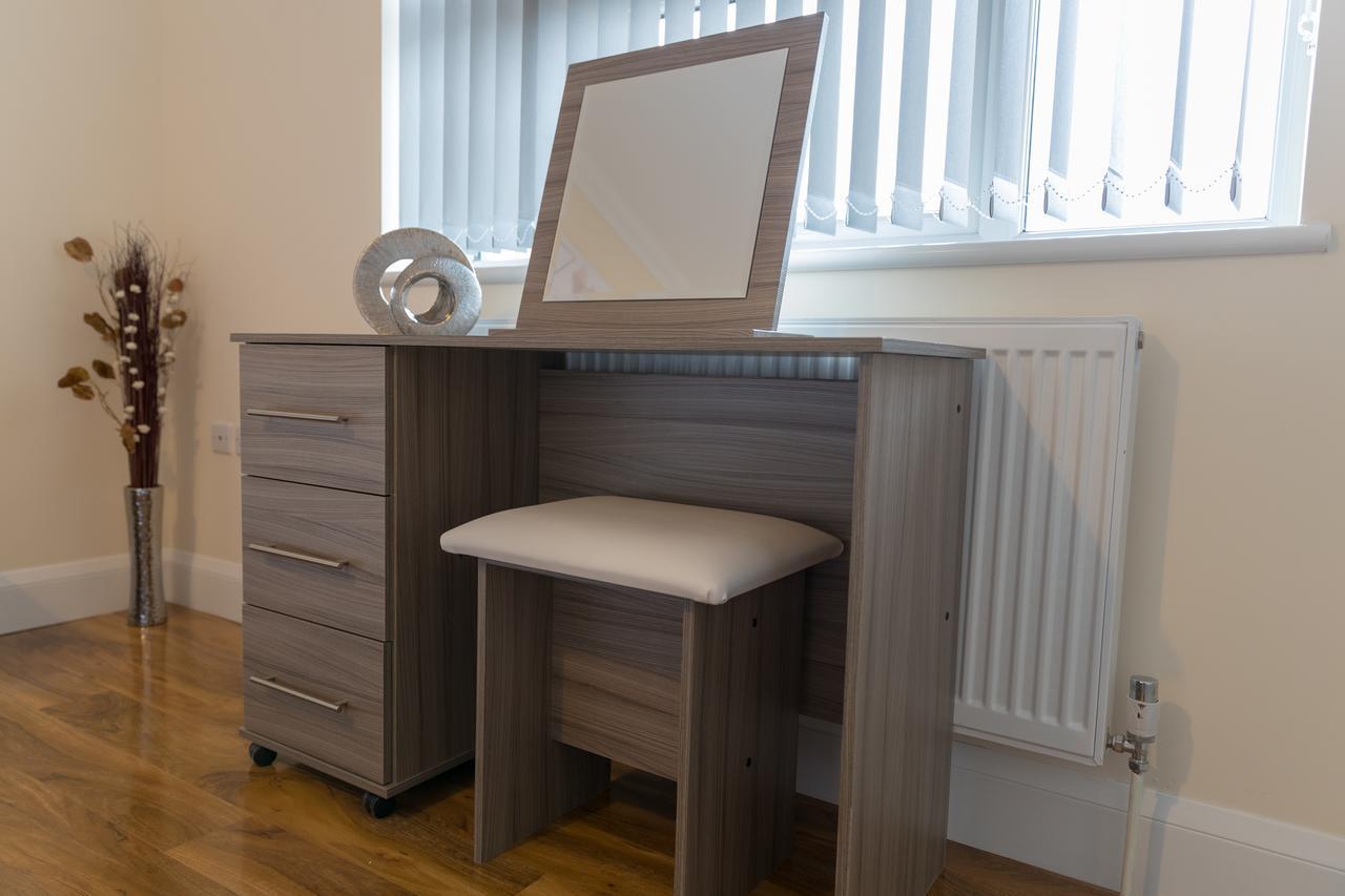 London Heathrow Serviced Apartments Ashford  Экстерьер фото